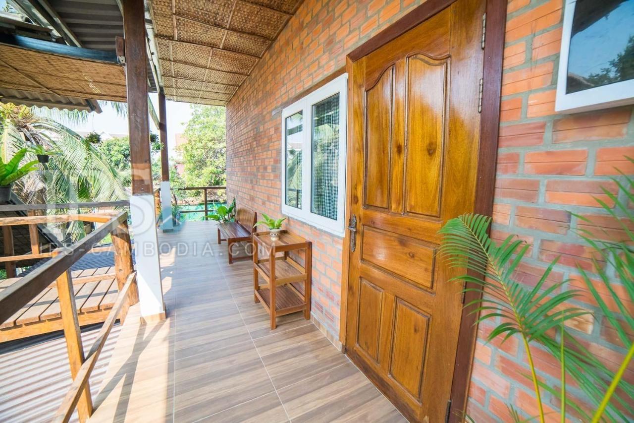 Angkor Dino Home Siem Reap Exterior foto